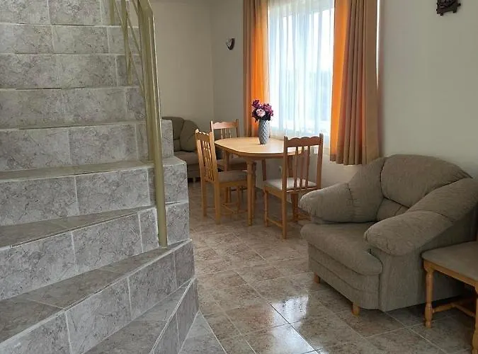 Rutland Sp Апартаменти